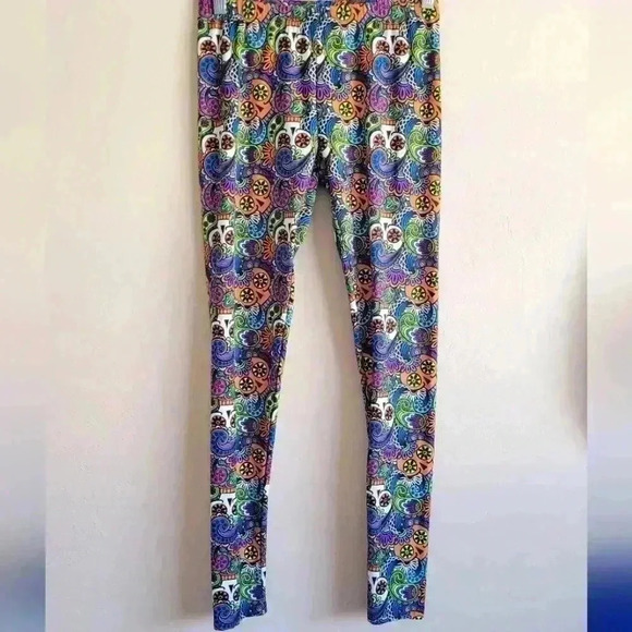 Bobbie brooks halloween theme leggings colorful skull print size small - Picture 1 of 6